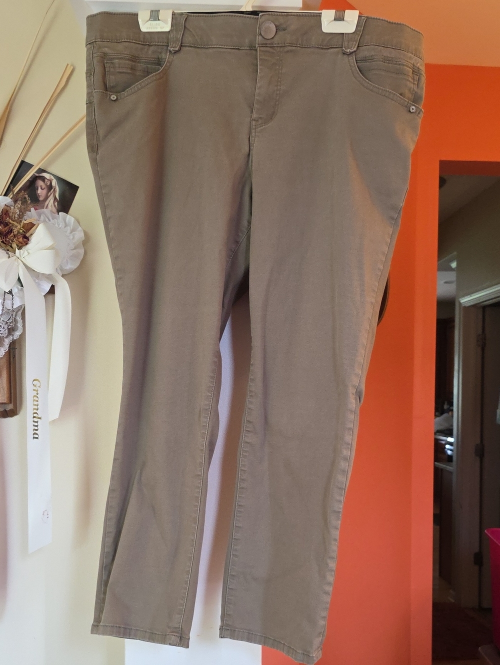 Democracy Karessa Ab Solution Capri Skinny Jean In Olive-STITCH FIX